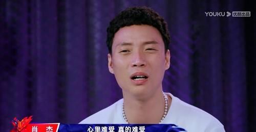  怒骂|水舞台PK大战，受伤2人退赛1人，4支战队3支战损，观众怒骂没人性