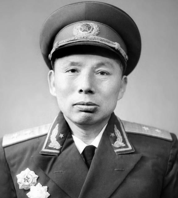 兵团|陈士榘手下3个军长，比兵团参谋长还牛，都是哪些名将？