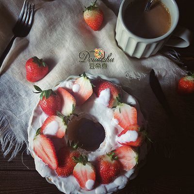  蛋糕|酸奶草莓戚风蛋糕