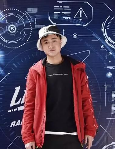  作品|《说唱听我的》所有选手中，唯有他一开口我的鸡皮疙瘩掉了一地