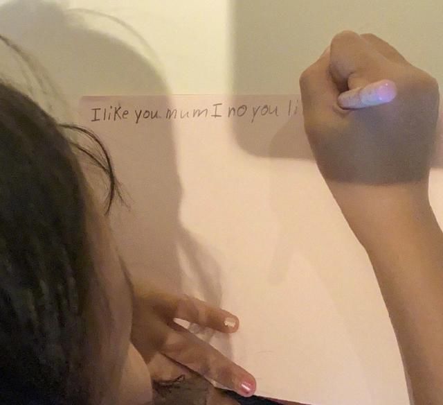  得奖|孙俪错失白玉兰奖，等等哭着夸妈妈最棒，邓超送白玉兰花很用心