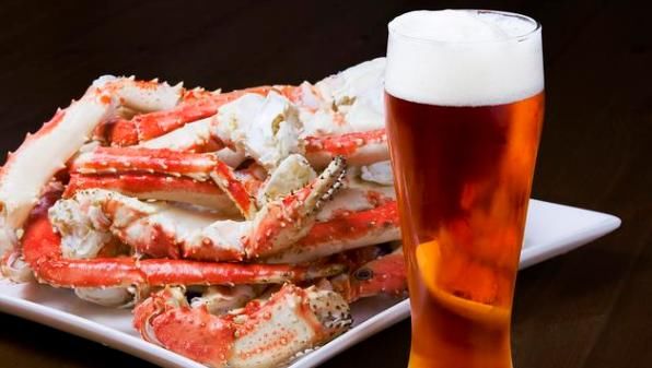  女性|45岁以上要警惕高尿酸痛风来袭，这5类饮食，尽量不要端上桌