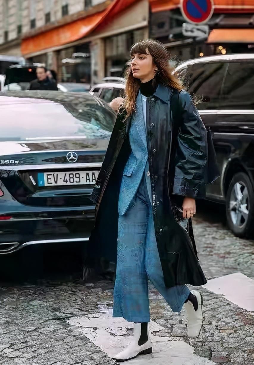 流行|马丁靴已经过时了，入秋后这3双鞋子正流行，舒适时髦又显腿长