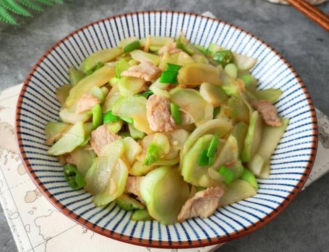  冠军|天然的“补钙冠军”找到了，每天炒一盘，补钙质，孩子个头长得快