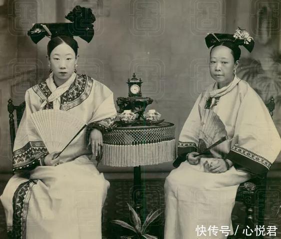 图为一|晚清官员的妻妾们官做的越大妻妾数量越多,而且一个比一个年轻