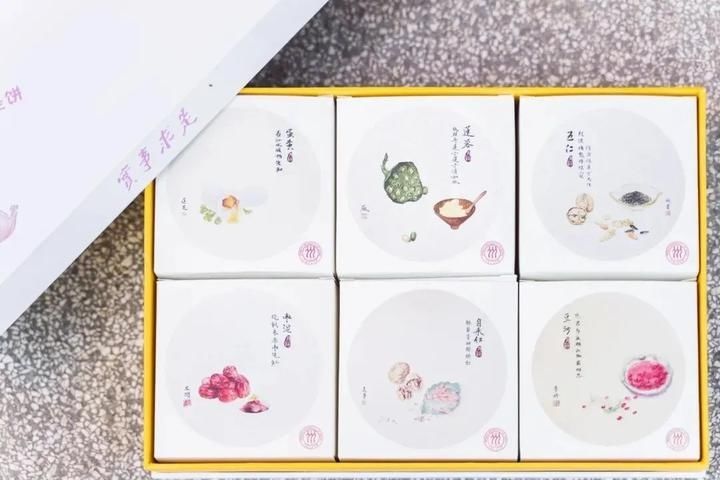 月饼|发月饼啦,快来尝尝高校里的中秋味道