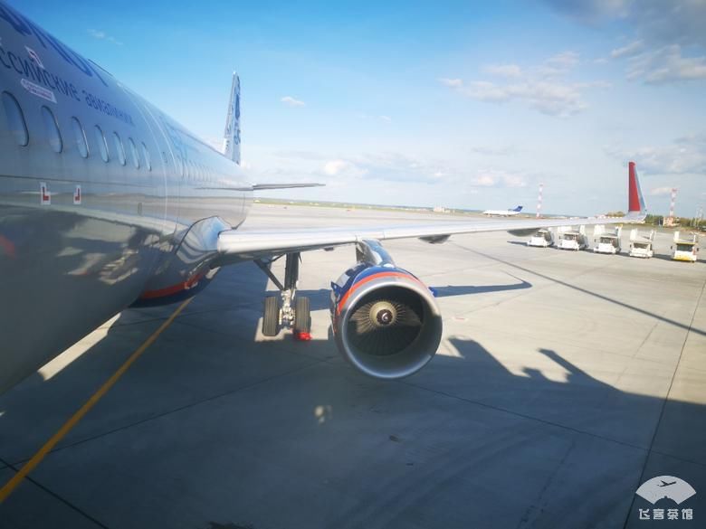 好看|拔草俄航95周年彩绘机！外观和机舱超好看，难怪有近9成上座率