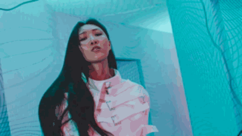 换装|唱出换装神曲《Maria》的华莎，穿衣到底有多百变？