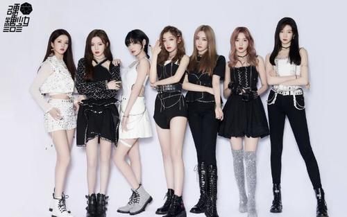  掏出|撒娇的女人最好命？黄晓明被虞书欣“掏出”害羞表情