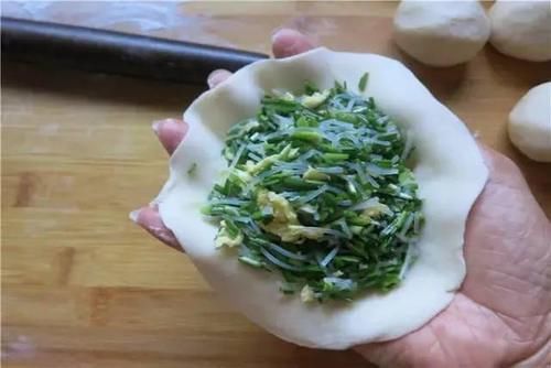  露馅|全烫面韭菜饼，关键还不露馅，酥脆可口