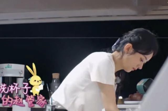  魔鬼|《中餐厅》“魔鬼剪辑”赵丽颖，这次终于踢到铁板了