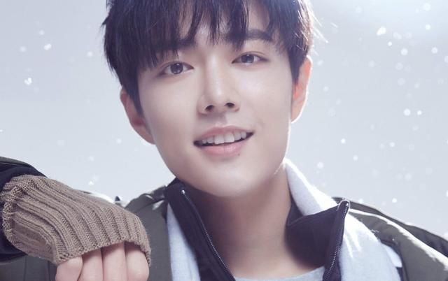 央视|肖战新剧被央视点名，访谈上热门官博，事业起飞在即？