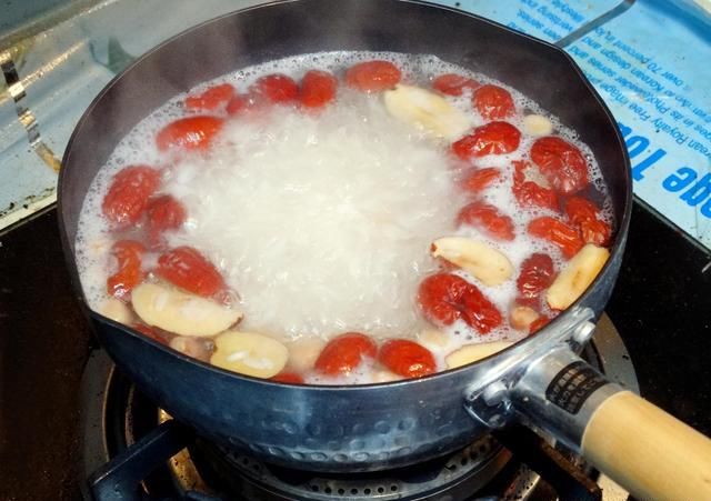  黏稠|煮粥时，牢记这“六大窍门”，粥黏稠顺滑口感好，不比粥铺味道差