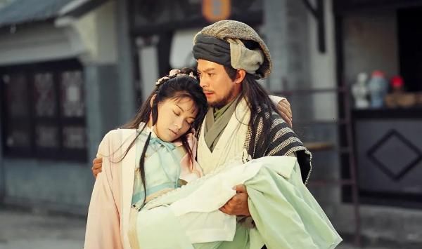 扫地僧|降龙十八掌在乔峰手中无敌,传到洪七公,为何连王重阳都打不过?