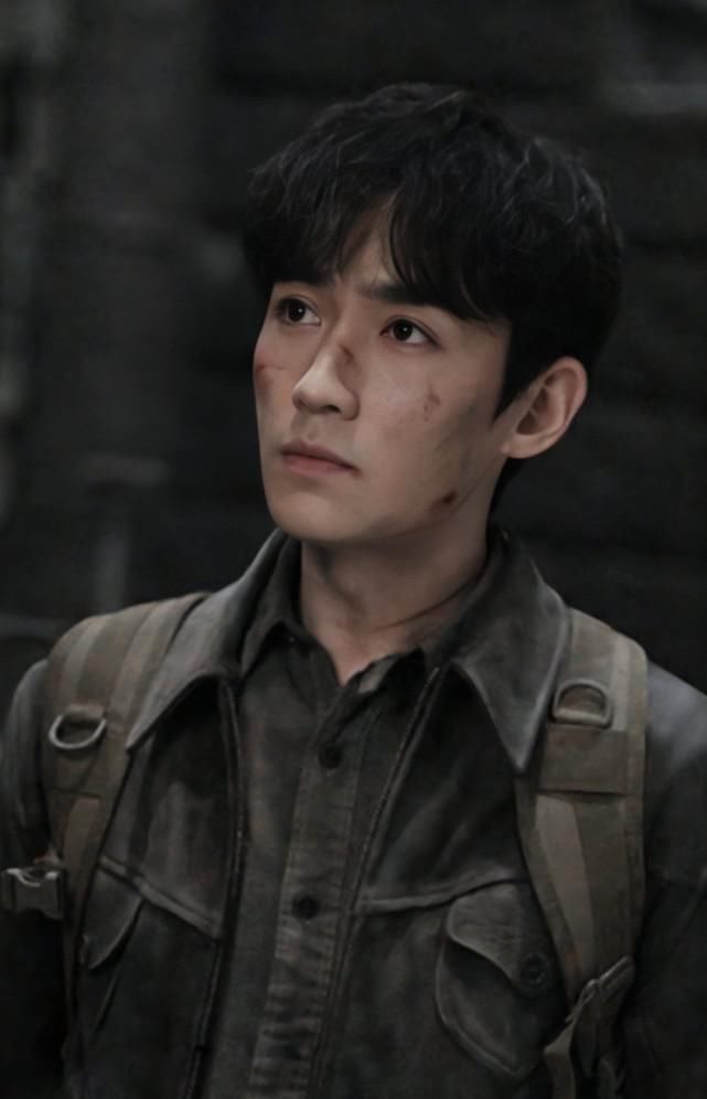 快乐|《重启》热播，朱一龙的天然搞笑，是我最近的快乐源泉