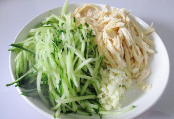  试试|天热没食欲，试试这碗销魂面，会让发你胃口大开，连吃2碗不觉撑