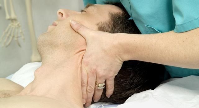  出或者骨赘|颈椎病是什么？医生：它分为7种类型，来看看你是哪一种