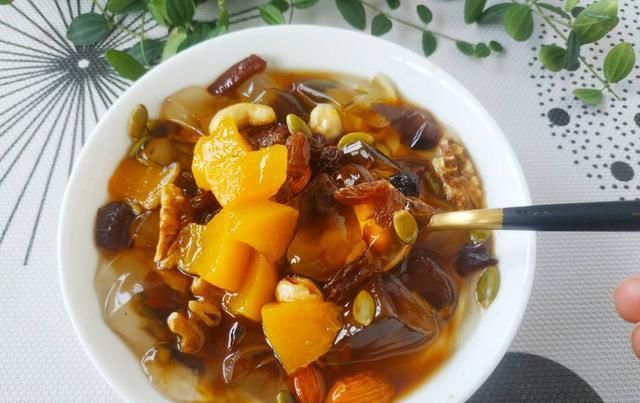  清凉|炎炎夏季，教你做Q弹滑爽的冰粉，香甜嫩滑，清凉又解暑