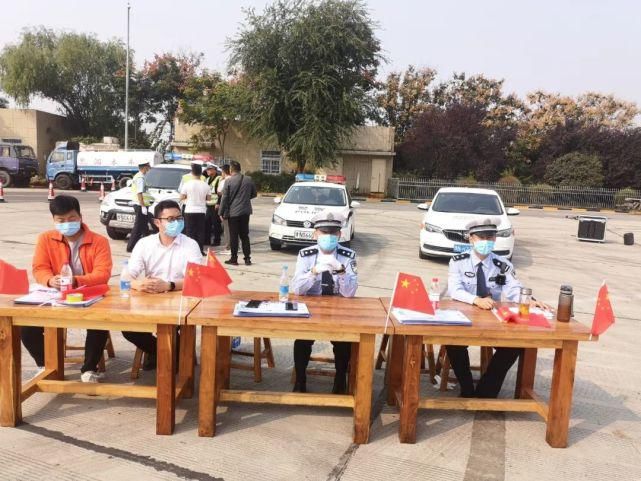 堵车|1007 直播｜堵车？事故？温暖！坚守！