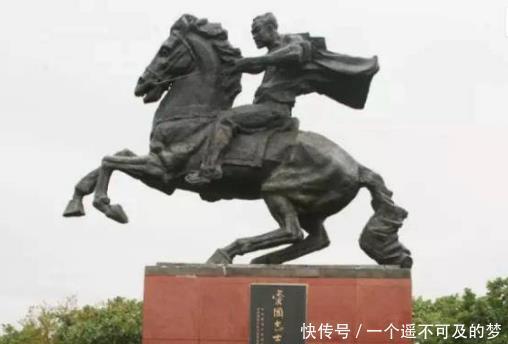 时常|最有骨气的伪军,刺杀日本高级将领,跳江殉国,牺牲时年仅22岁!