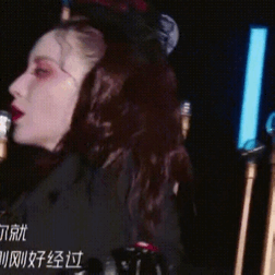  日报|娱乐日报|毛晓彤新恋情曝光？金晨汪汐潮再被拍？孟佳solo倒数第一？