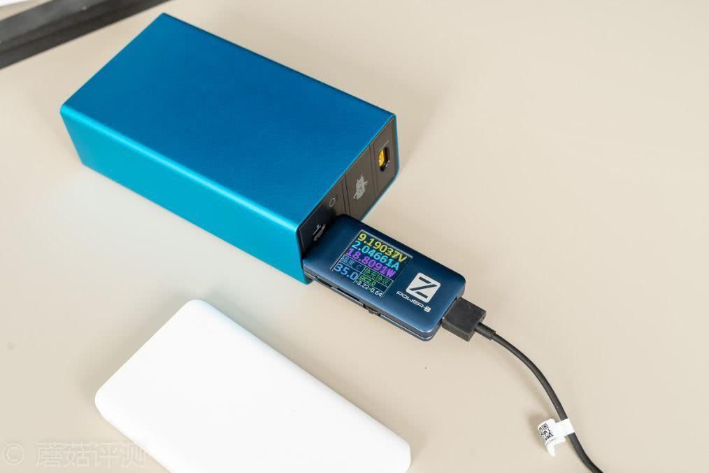  续航|高性能笔记本，也能享受长续航、PowerBen大功率移动电源评测