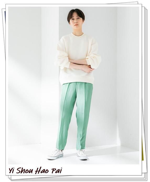 干净|白色无帽卫衣的秋季穿搭推荐！打造干净、简约的日系轻熟风造型