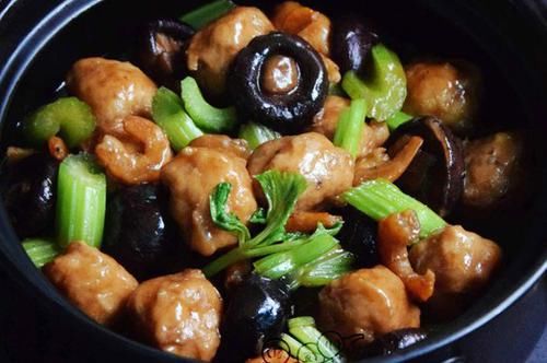  家人|家人最爱吃的家常菜，简单一做，营养美味又下饭！