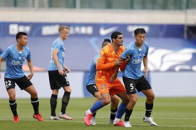  帽子戏法|只用7分钟，2020中超第1个帽子戏法诞生，1米94前曼联巨星进3头球