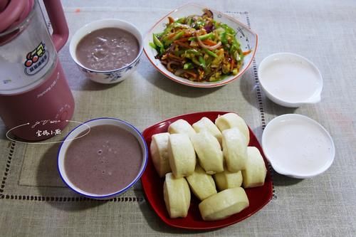 妈妈|一家四口早餐，勤快妈妈30分钟做好，实惠味美，比去早餐店吃得香