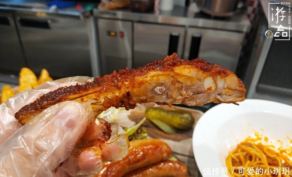 香肠|德国菜里只有香肠?这顿免费的肉食大餐,让我彻底改观