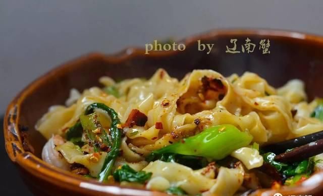 孩子们|天冷爱吃面,这个很快手,隔几天都要吃一次