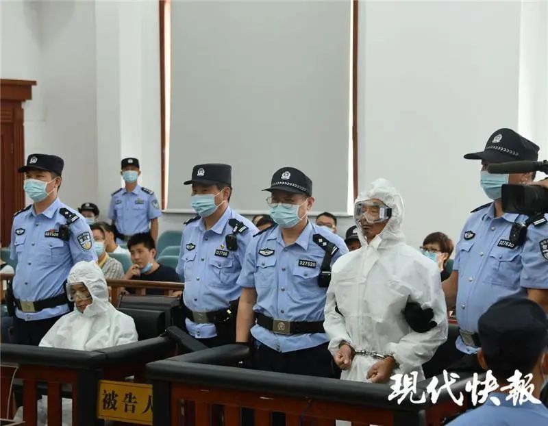 马伟兵|致两名警务人员牺牲！淮安重大暴力袭警案开审，嫌疑人：不知道捅了多少下