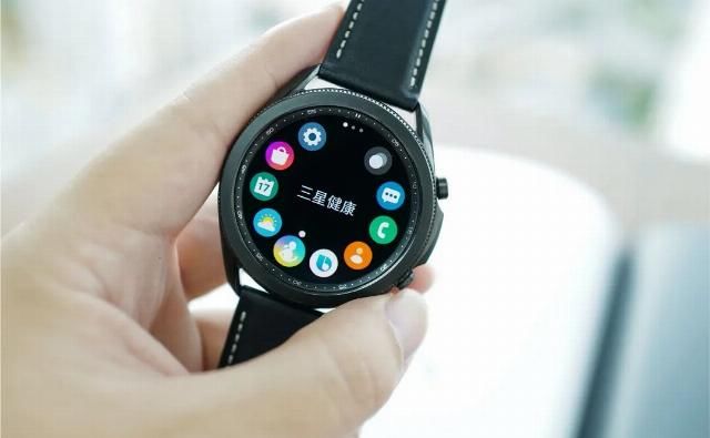  健康|三星 Galaxy Watch3 评测：出色的交互体验，实用的健康功能，优秀的设计做工