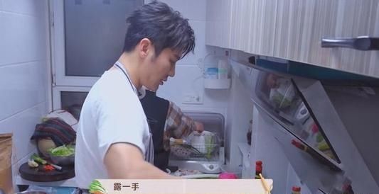  节目|同样是明星蹭饭，《亲爱的来吃饭》被骂惨，岳云鹏这档节目却被夸