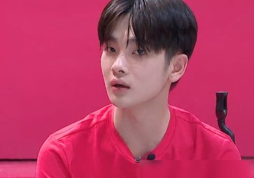  周震南|周震南告诉于小彤“我已经进化”，当看到他的结果后，小彤坐地上了