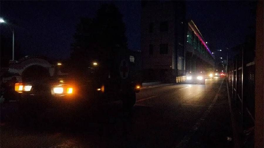  劲旅|守住最后防线!＂太行劲旅＂通宵加固圩堤