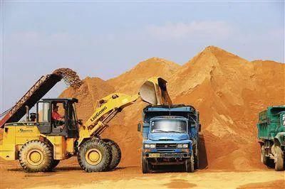 赔钱|太湖法院：非法采矿 坐牢赔钱