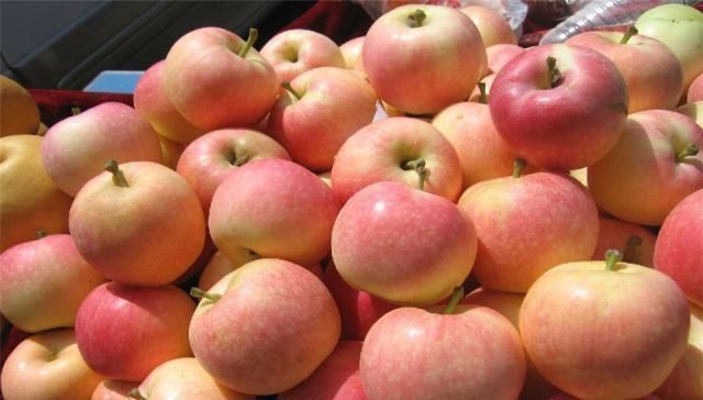 世界|世界最丑的苹果之一,果农切开的那一刻,才知道它的美味之处