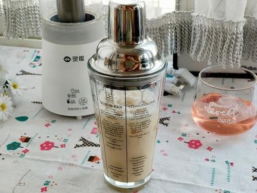  奶茶|网红之珍珠奶茶草莓冻，Q弹嫩滑，奶香十足，奶茶控绝对不可错过