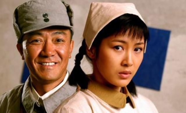  童蕾|她凭《亮剑》一炮而红，却因拒绝潜规则被雪藏，今和老公偿还债务