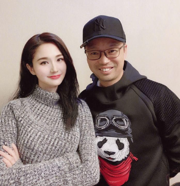  娱乐圈中|她因一部剧被称“艳星”，曾被周杰伦狂追，今身家过亿仍单身