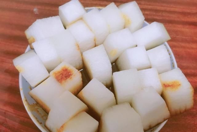  下饭|5元就能做一大碗冬瓜“红烧肉”，好吃下饭，每次做老公都多吃2碗