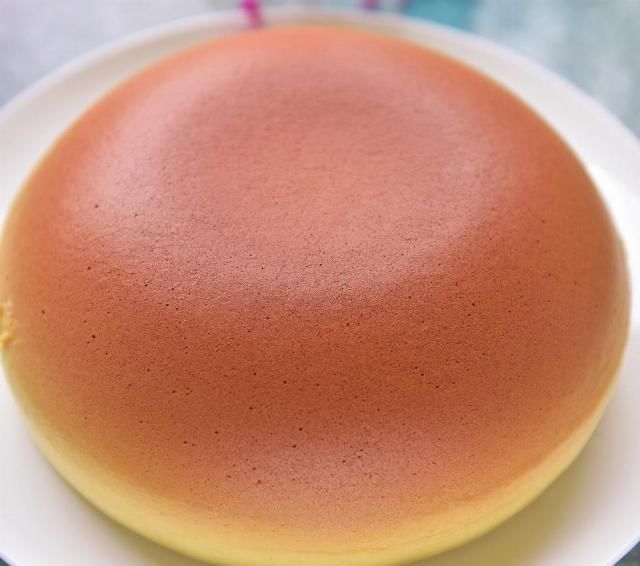  电饭煲|没有烤箱，教你4种方法做蛋糕：电饭煲、微波炉、平底锅和蒸蛋糕