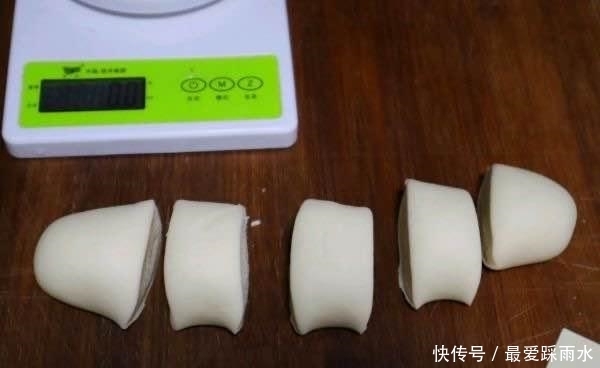 制作|一袋牛奶,2碗小麦粉,搅一搅拌一拌,用它和面奶香十足