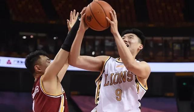  相比|又砍32分12板！相比起原帅，他更像是山西队的本土核心