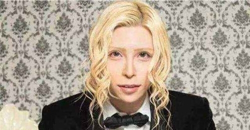 文化|日本第一牛郎:一晚收入3000万,26岁坐拥3亿资产,像极了一明星