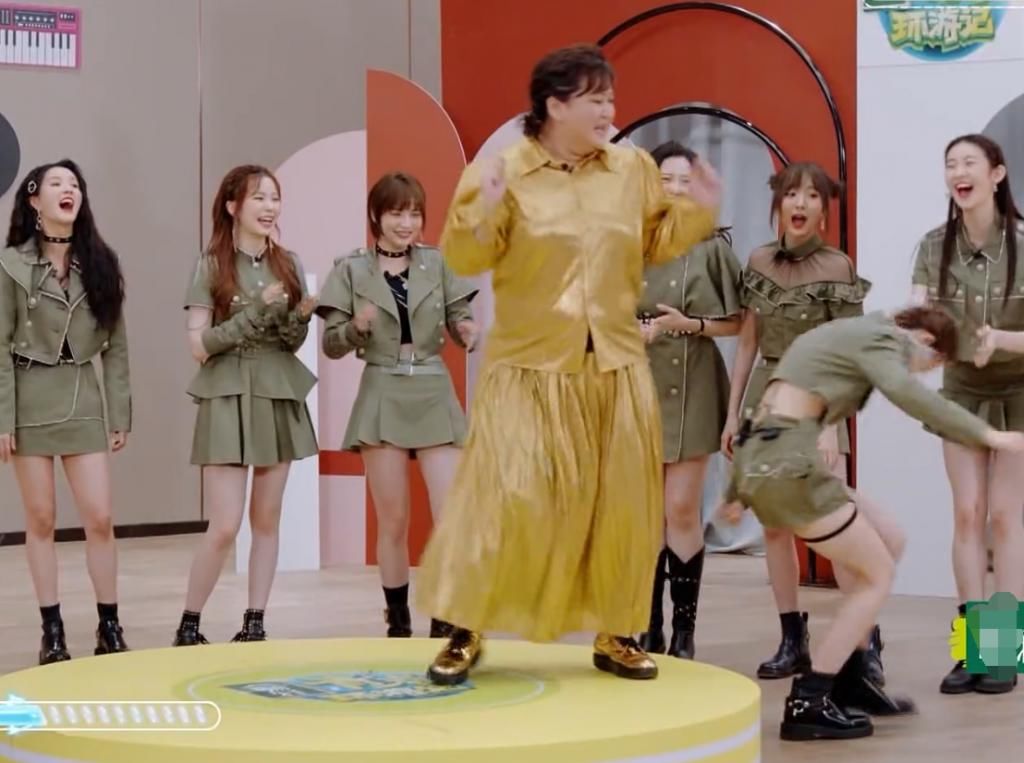  厉害|硬糖少女斗舞遇豪横对手希林被轰下台，赵粤被强拉上台，陈卓璇厉害了