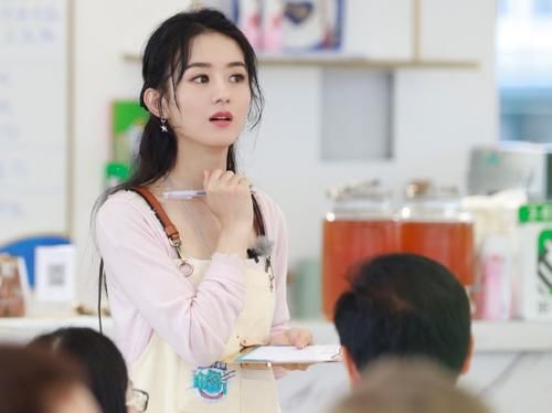  中餐厅|《中餐厅4》战报公布，赵丽颖3篇黑稿被当成战绩庆祝，工具人实锤