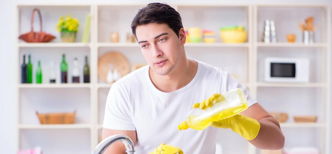  做饭|邓婕做饭，张国立洗碗：美满的婚姻，从来都不是单方面付出